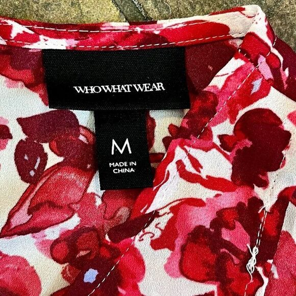 Who What Wear Women’s Red Floral Halter Tank Blouse Medium - Picture 7 of 9